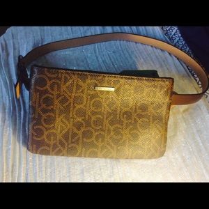 🛍 NWOT Calvin Klein belt purse